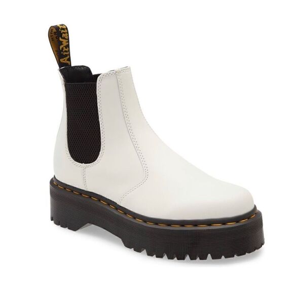 Dr. Martens | 2976 Quad Platform Chelsea Boots - Picture 1 of 9
